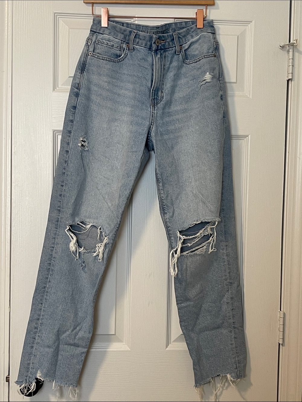 Light Blue Distressed Women’s Jeans - Curvy Hi-Rise Mom Jeans Strigid